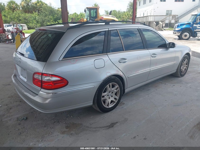 2004 MERCEDES-BENZ E 320 auction photo 4