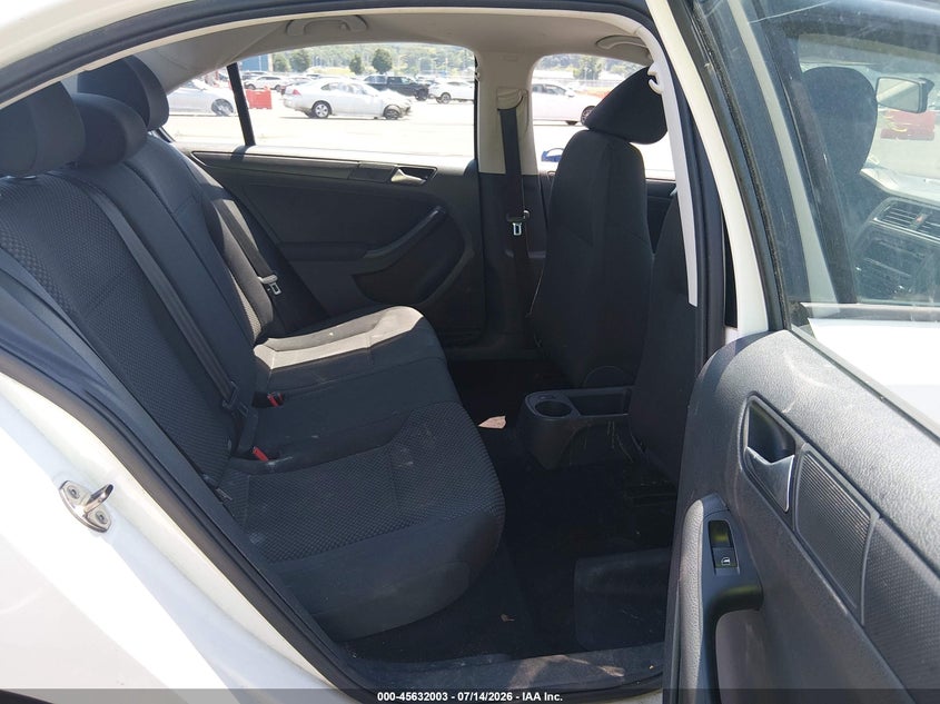 2012 VOLKSWAGEN JETTA auction photo 8