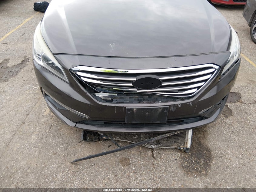 2015 HYUNDAI SONATA SE · Фото 6