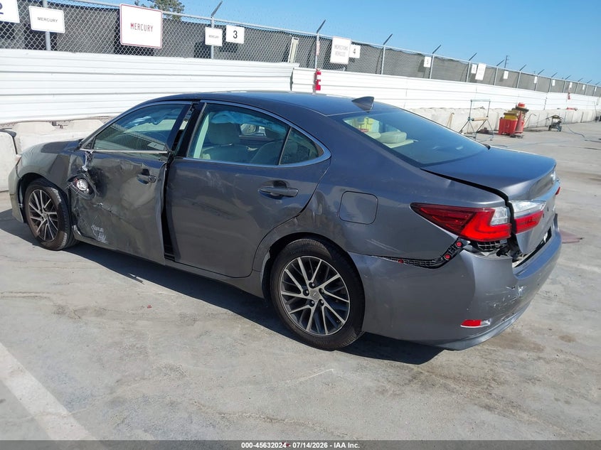 2016 LEXUS ES 350 auction photo 3