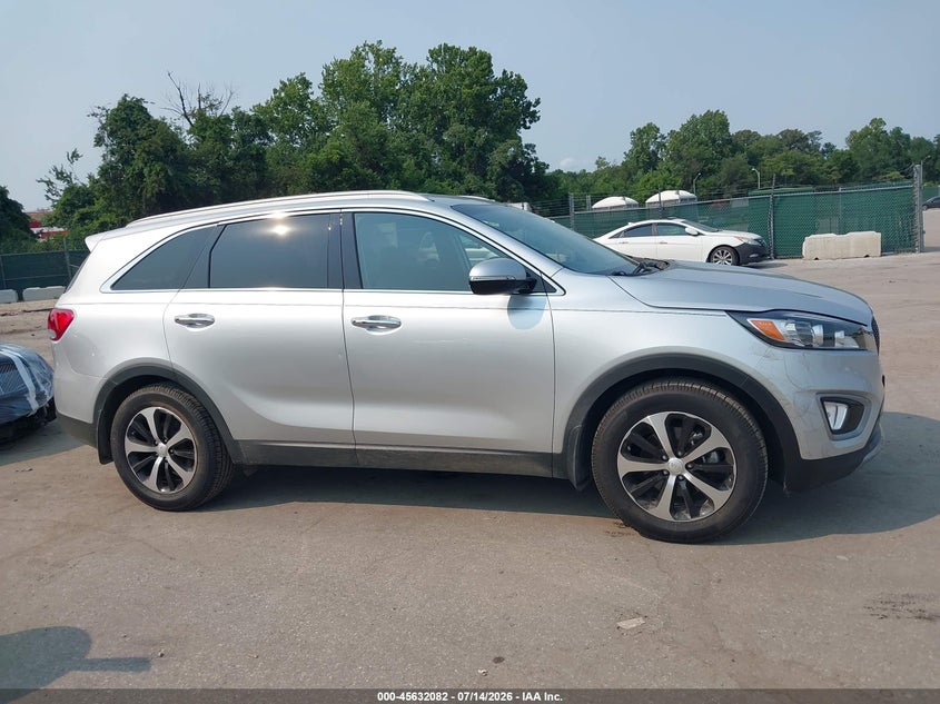 2017 KIA SORENTO 2.0T EX — Photo 13