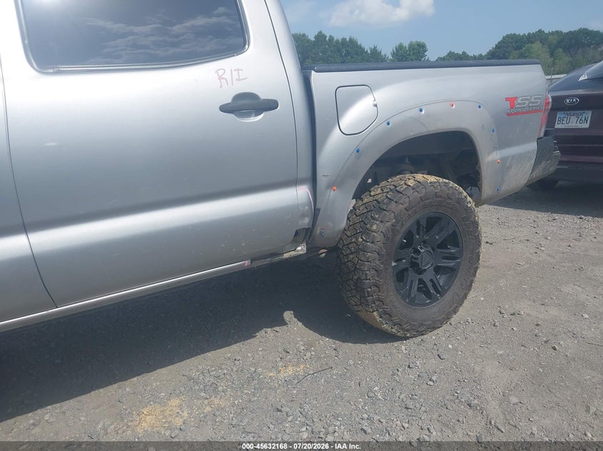 2015 Toyota Tacoma Base V6 VIN: 5TFLU4EN4FX132580 Lot: 45632168