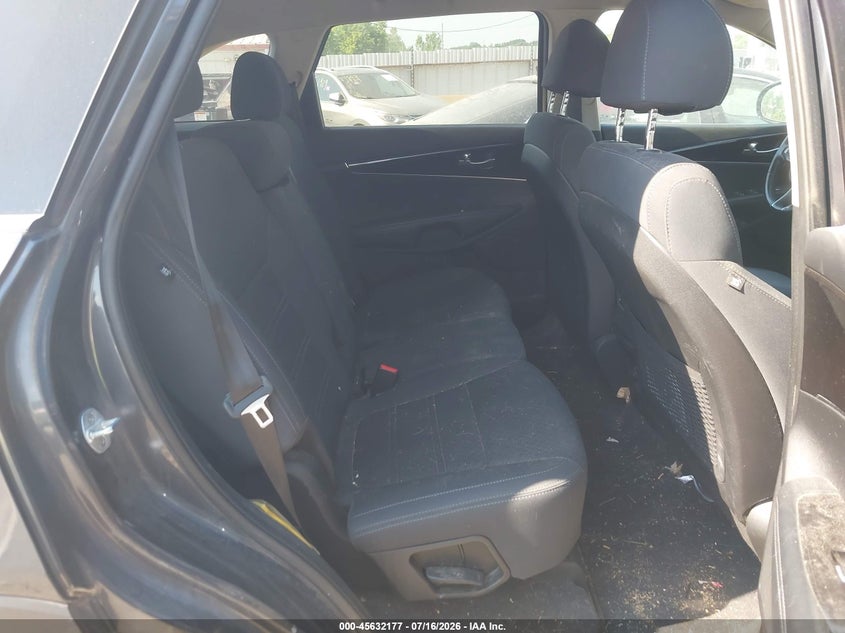 2018 KIA SORENTO auction photo 8