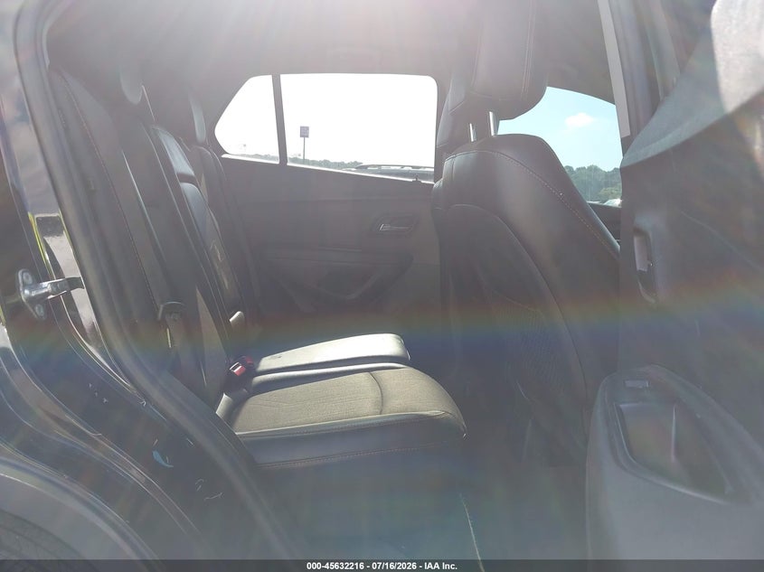 2018 CHEVROLET TRAX auction photo 8