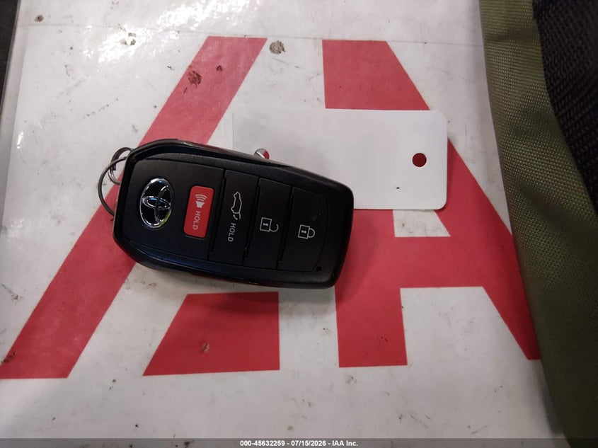 TOYOTA RAV4 - zdjęcie 11