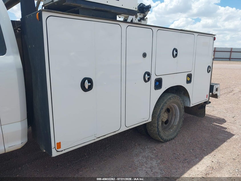 2021 Ford F-550 Chassis Xl VIN: 1FDUF5HT1MDA14561 Lot: 45632262
