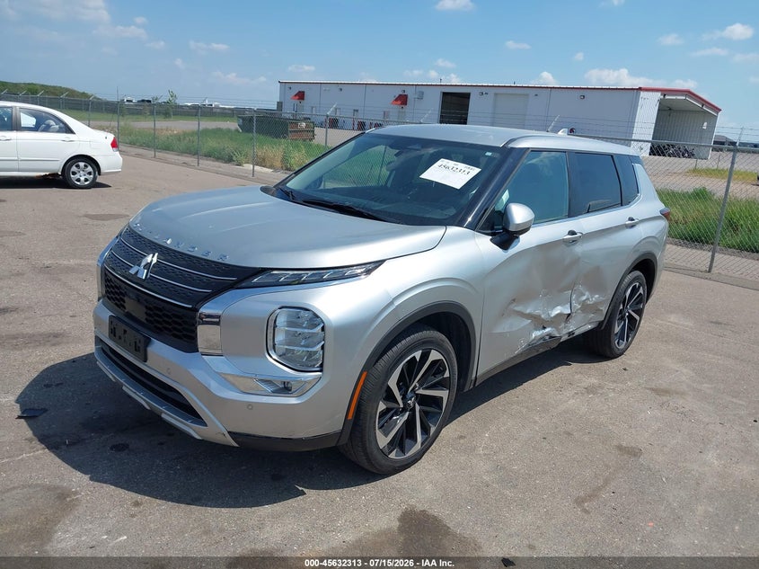2023 Mitsubishi Outlander Se 2.5 2Wd/Se Black Edition 2Wd/Se Special Edition 2Wd, Left Side, IAAI, VIN JA4J3UA88PZ012677 — photo 2