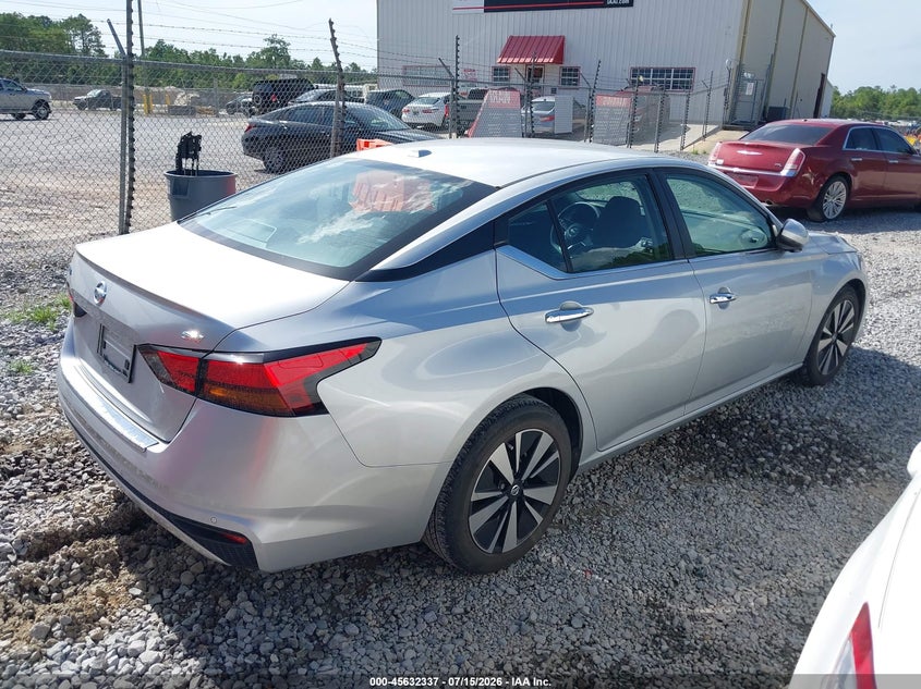 2022 NISSAN ALTIMA auction photo 4