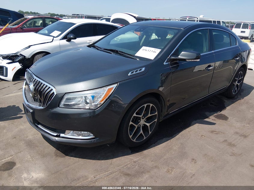 2016 Buick LaCrosse, Right Front, IAAI, VIN 1G4G45G34GF274630 — photo 2