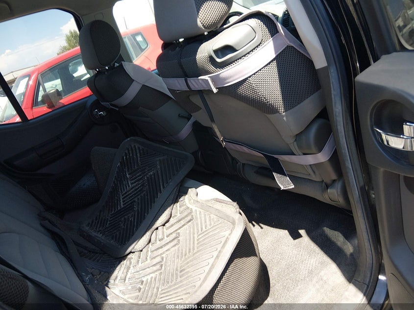 2005 NISSAN XTERRA auction photo 8