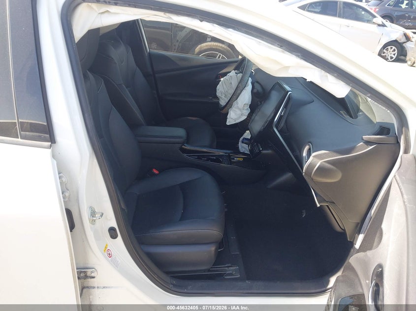 2020 TOYOTA PRIUS PRIME auction photo 5