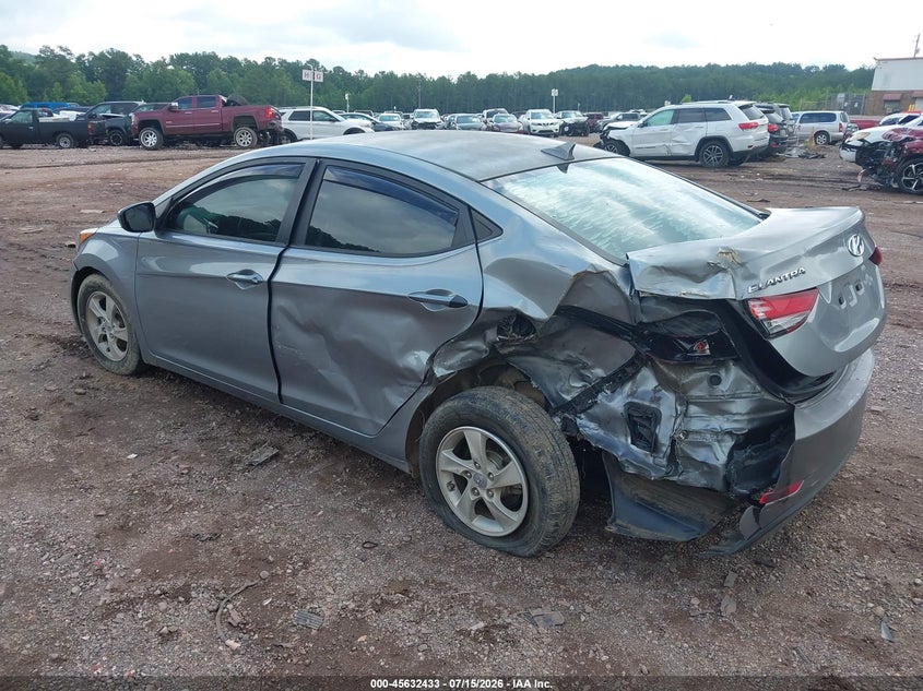 2015 HYUNDAI ELANTRA auction photo 3