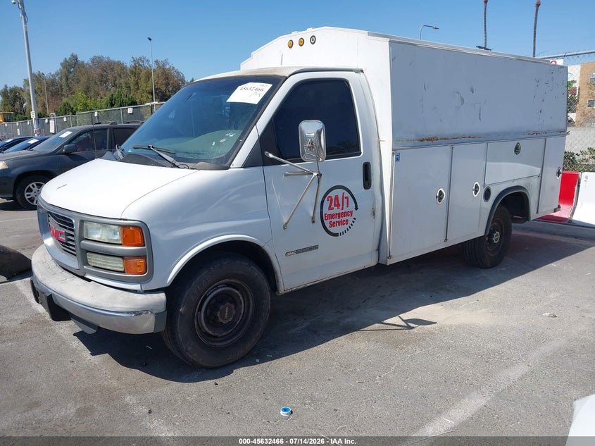 2002 GMC SAVANA CUTAWAY auction photo 2