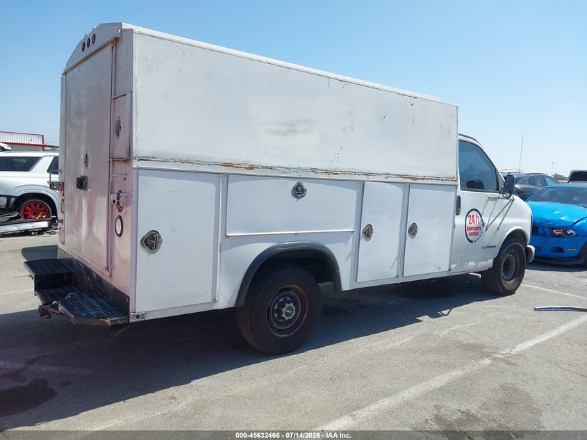 2002 GMC SAVANA CUTAWAY auction photo 4