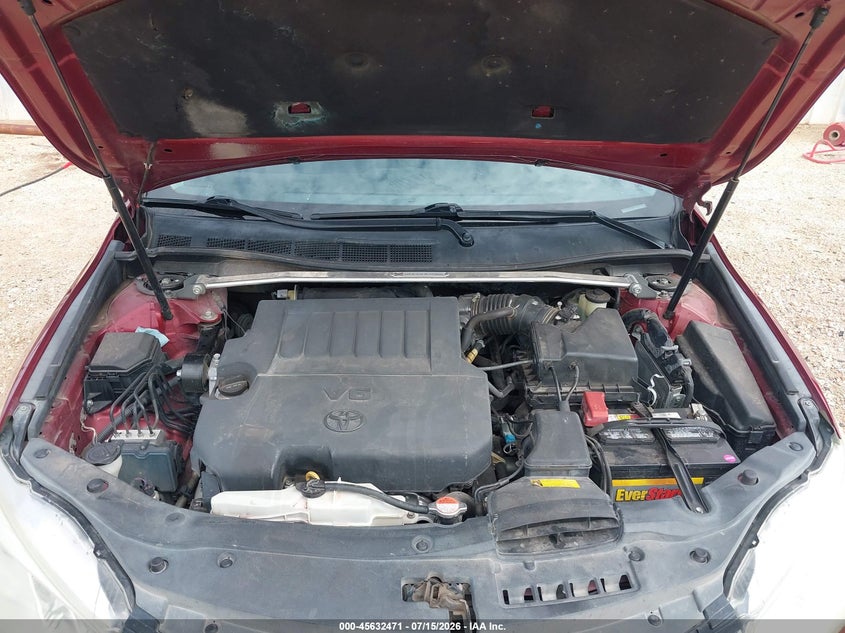 TOYOTA CAMRY - zdjęcie 10