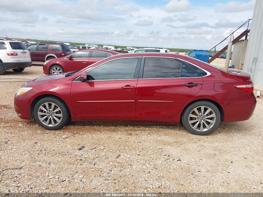 TOYOTA CAMRY - zdjęcie 15