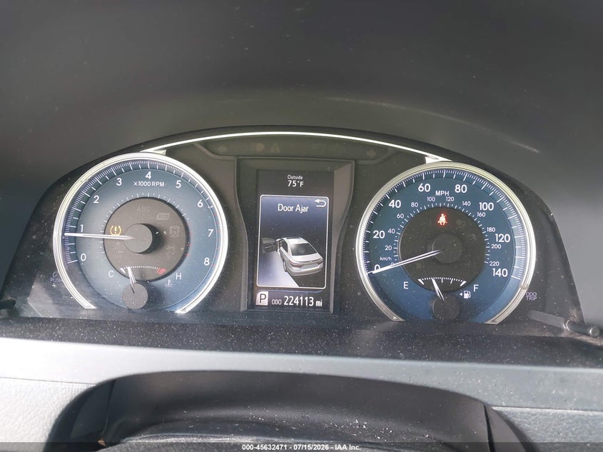 TOYOTA CAMRY - zdjęcie 7