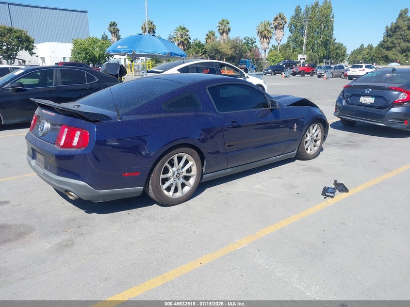 2011 FORD MUSTANG auction photo 4