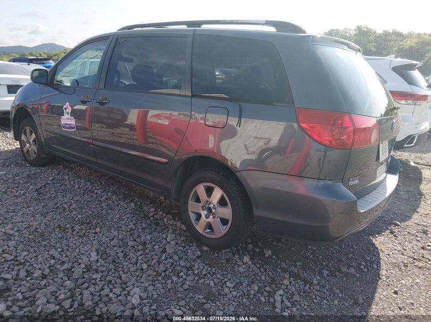 2006 TOYOTA SIENNA auction photo 3