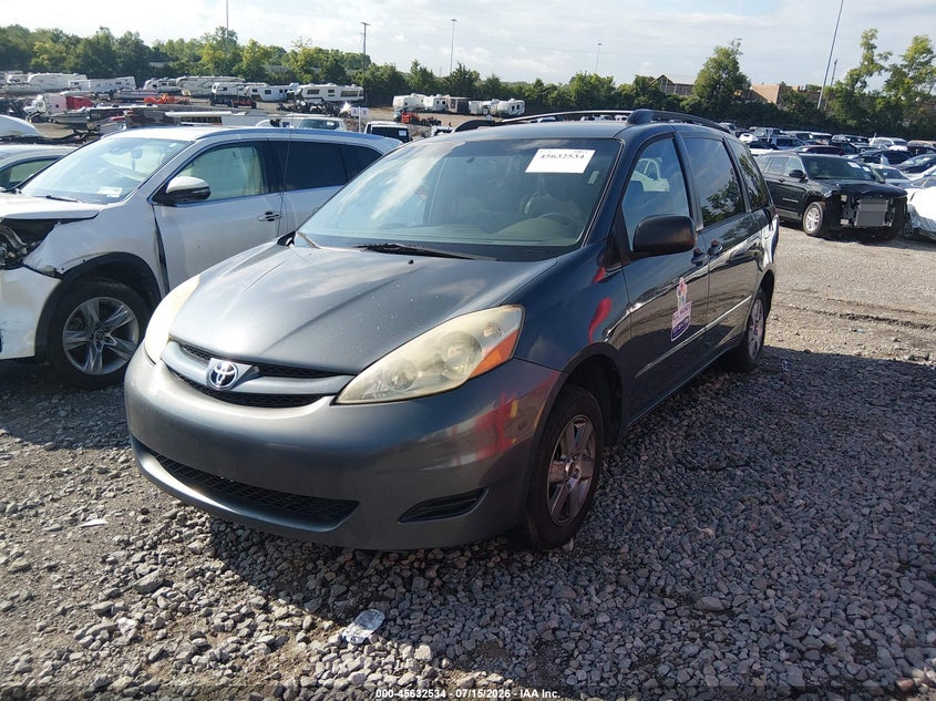 2006 TOYOTA SIENNA auction photo 6