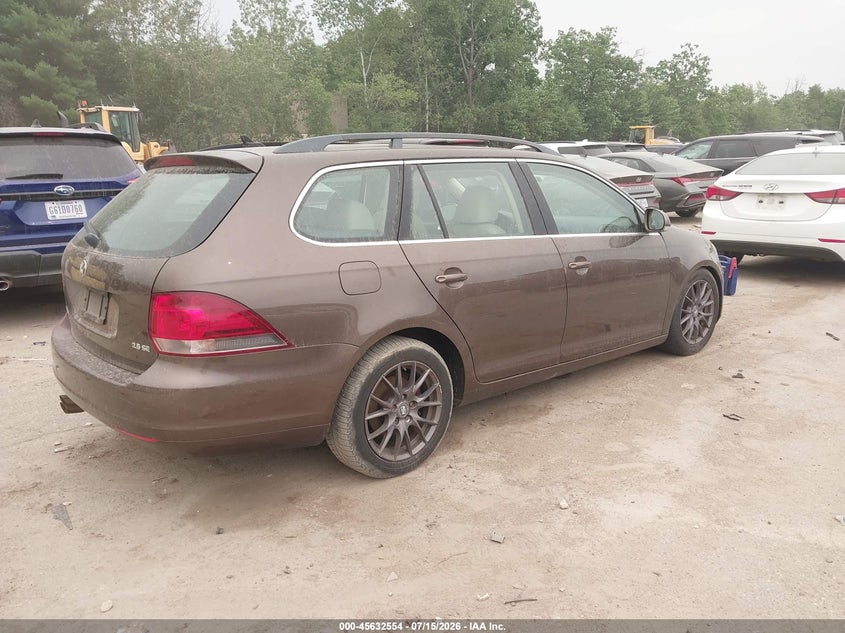 2011 VOLKSWAGEN JETTA WAGON 2.5L I-5 DOHC, VVT, 170HP