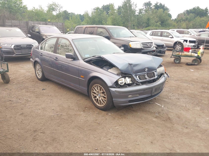 1999 BMW 328I — zdjęcie z aukcji
