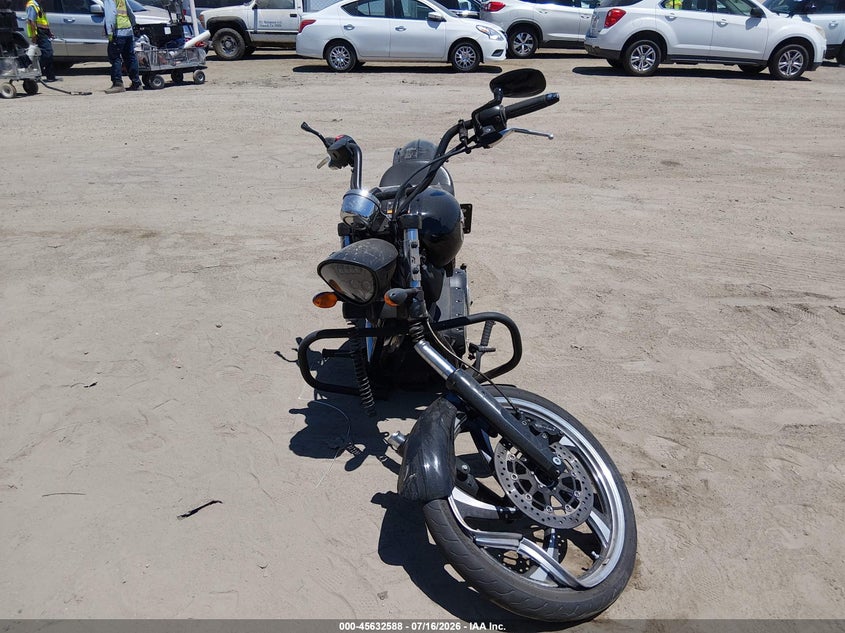 2015 VICTORY MOTORCYCLES VEGAS auction photo 5