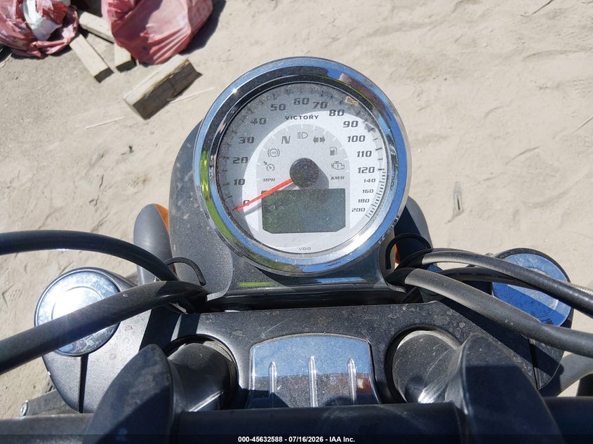 2015 VICTORY MOTORCYCLES VEGAS auction photo 7