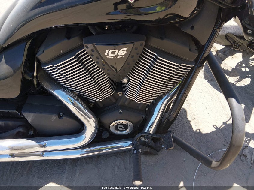 2015 VICTORY MOTORCYCLES VEGAS auction photo 8