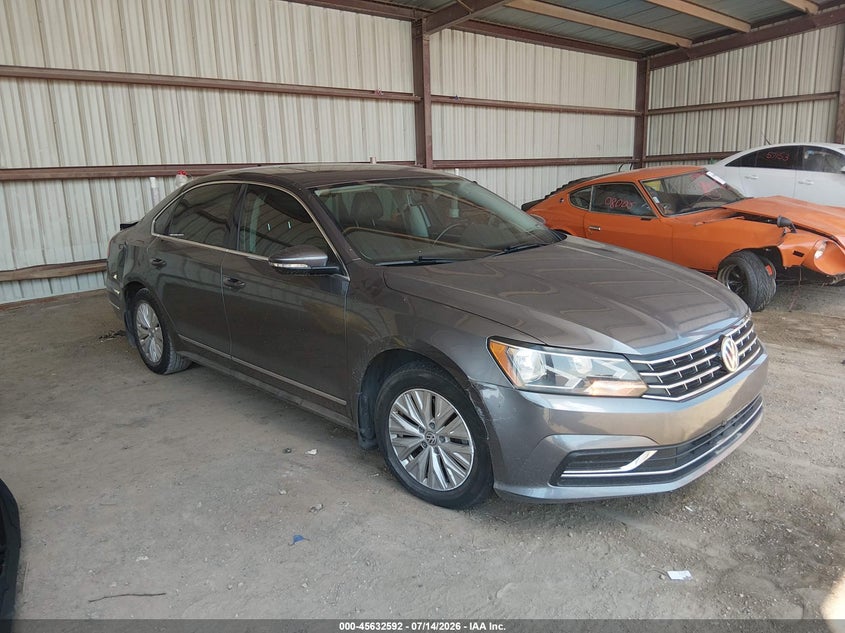 2016 VOLKSWAGEN PASSAT auction photo 1