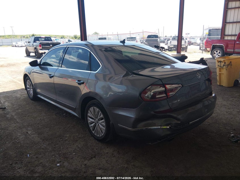 2016 VOLKSWAGEN PASSAT auction photo 3