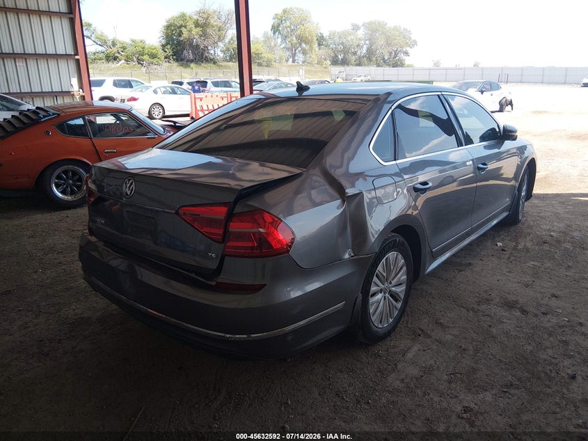 2016 VOLKSWAGEN PASSAT auction photo 4