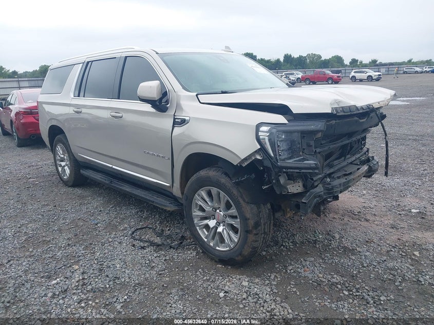 2022 GMC YUKON XL auction photo 1