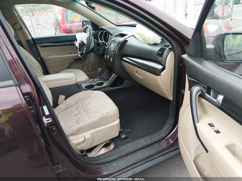 2013 KIA SORENTO auction photo 5