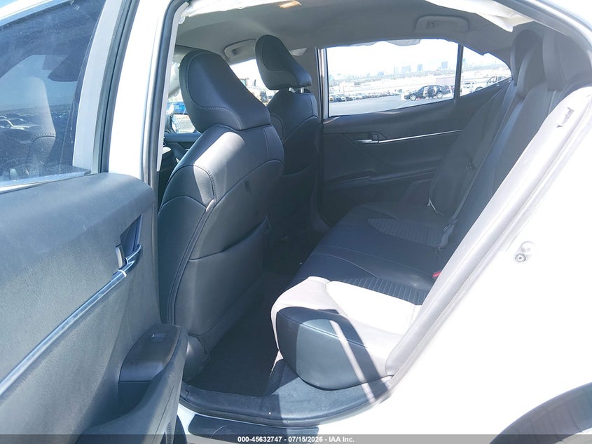 2024 TOYOTA CAMRY auction photo 8