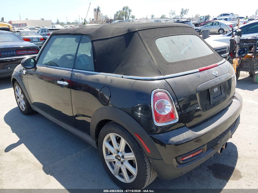 2015 MINI CONVERTIBLE auction photo 3