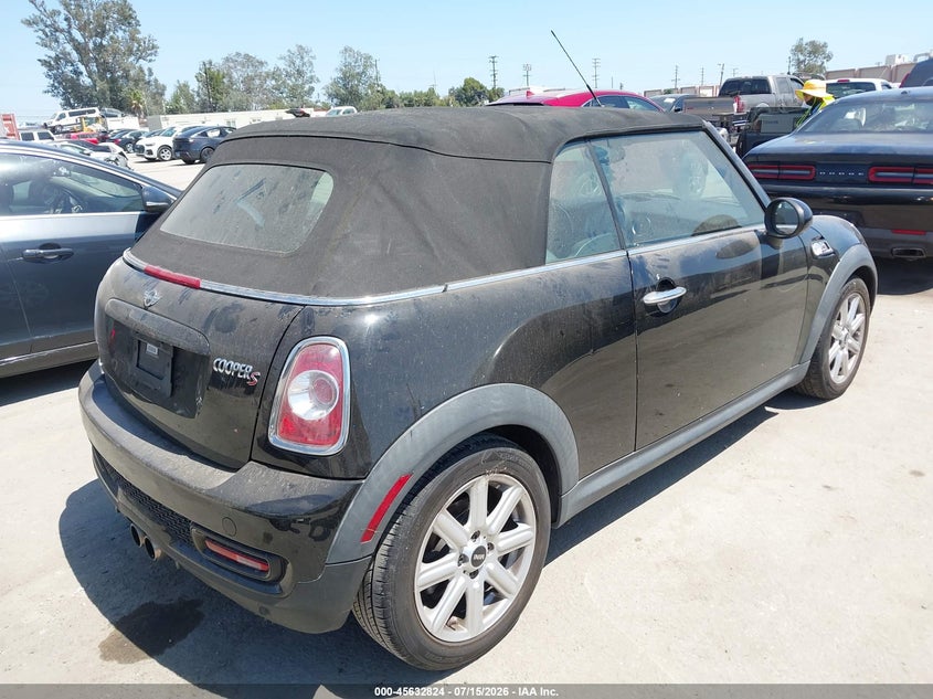 2015 MINI CONVERTIBLE auction photo 4