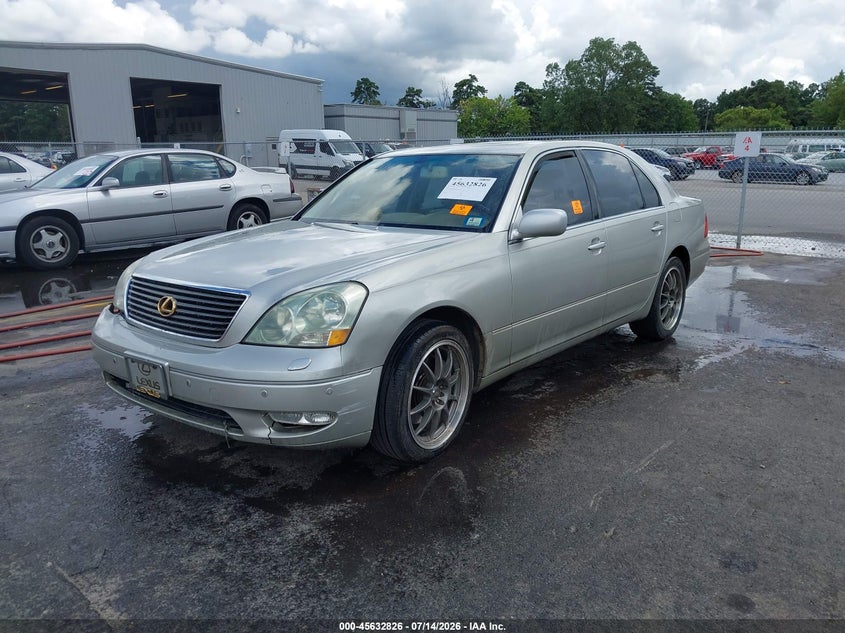 2001 LEXUS LS 430 auction photo 2