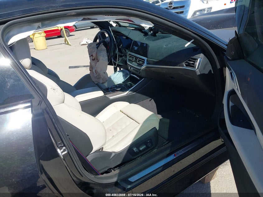 2023 BMW M4 auction photo 5