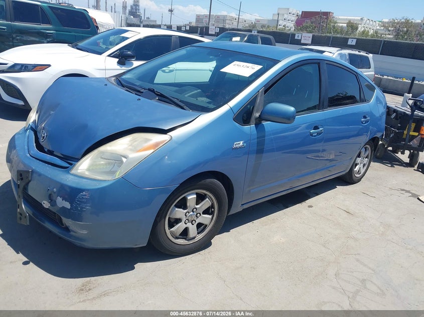 2007 Toyota Prius, Front & Rear, IAAI, VIN JTDKB20U977618503 — photo 2