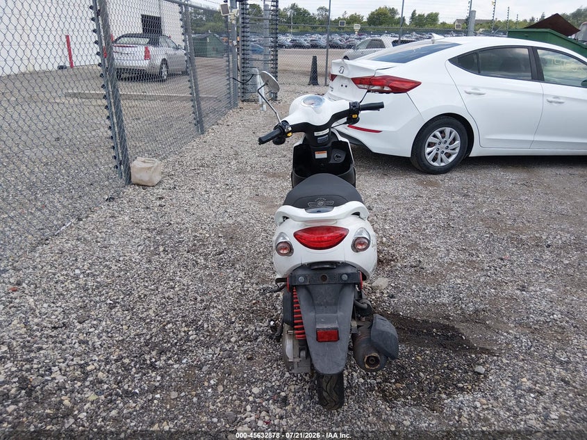 2012 GENUINE SCOOTER CO. BUDDY auction photo 6