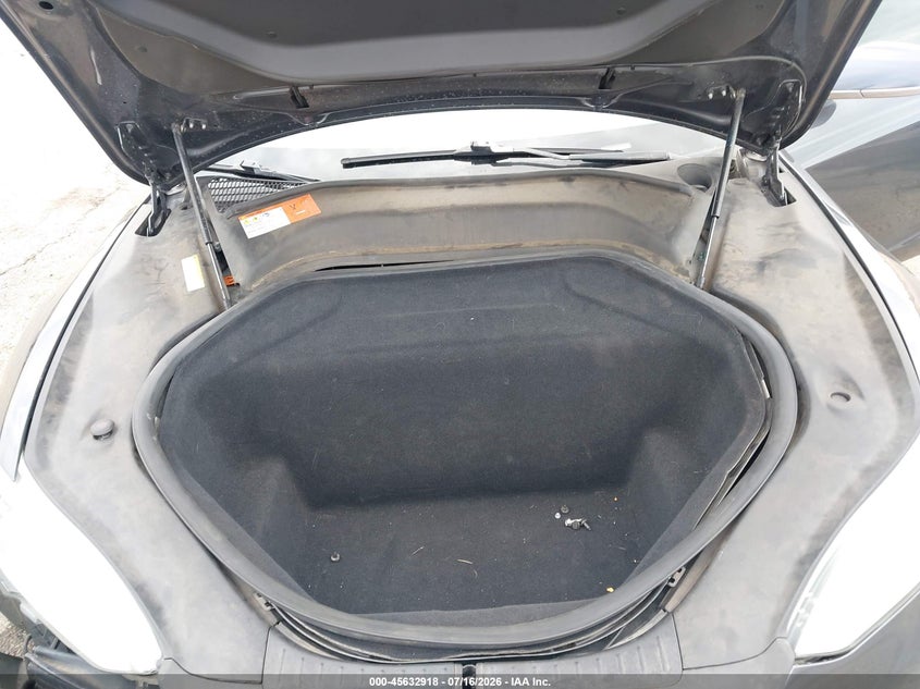 2015 Tesla Model S 85D/P85D VIN: 5YJSA1E48FF116158 Lot: 45632918