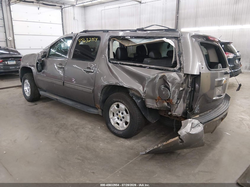 Vin: 1gnskje3xbr381583, lot: 46131420, chevrolet suburban lt 20113