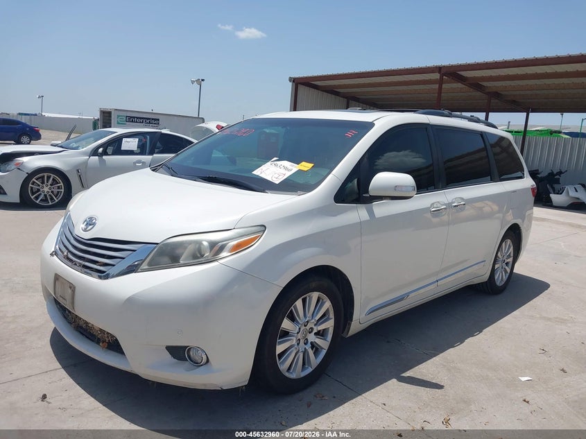 2017 Toyota Sienna, Flood, IAAI, VIN 5TDYZ3DC7HS849517 — photo 2