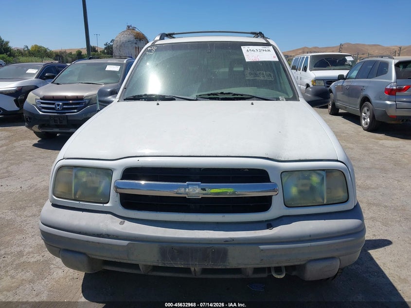 2003 CHEVROLET TRACKER auction photo 6