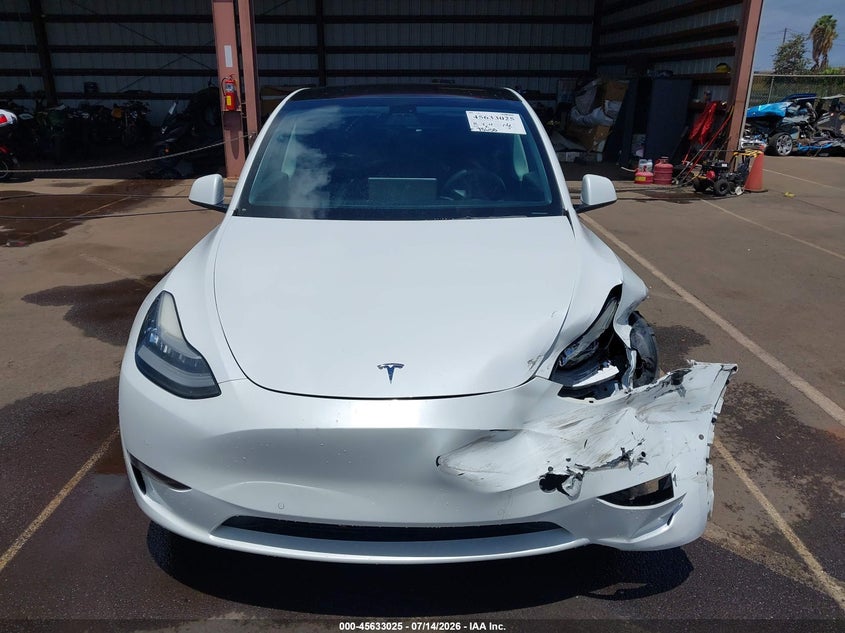 TESLA MODEL Y - zdjęcie 12