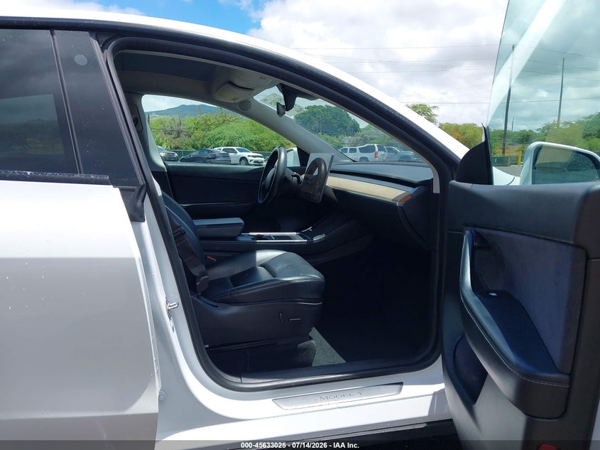 2021 TESLA MODEL Y auction photo 5