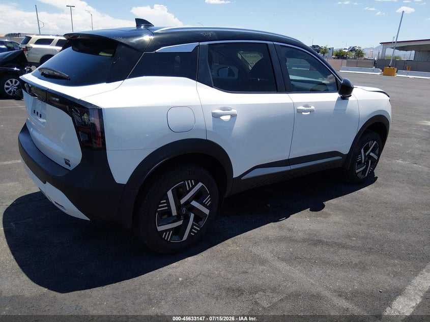 2026 NISSAN KICKS auction photo 4