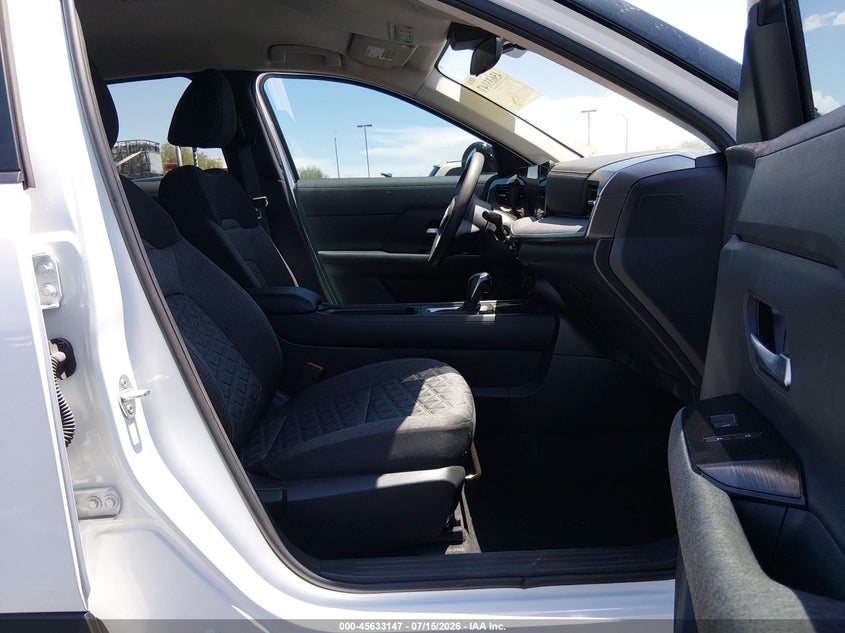 2026 NISSAN KICKS auction photo 5