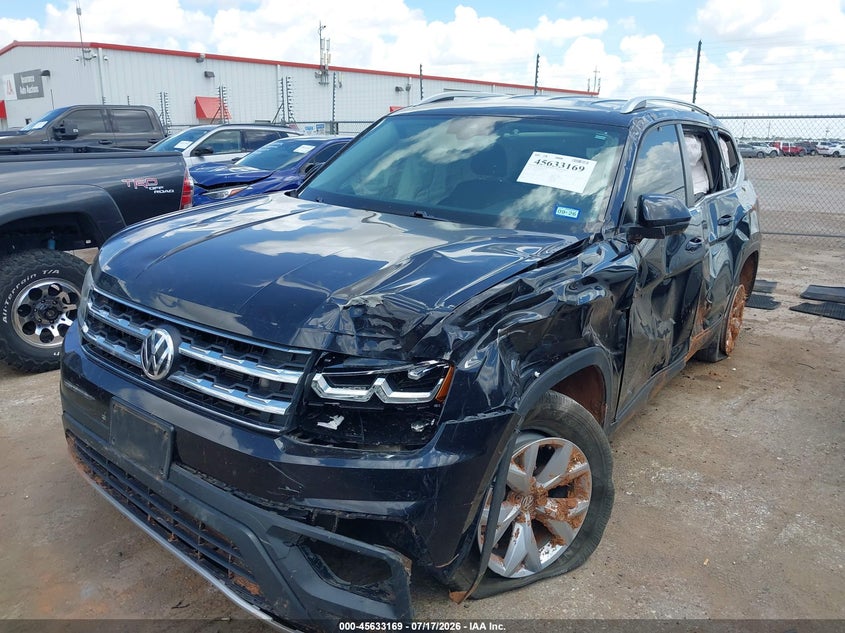 2018 Volkswagen Atlas, Левый бок, IAAI, VIN 1V2DP2CA2JC600577 — фото 2